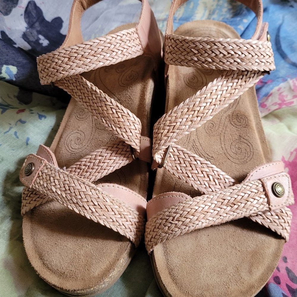 Taos Trulie Stone Sandal